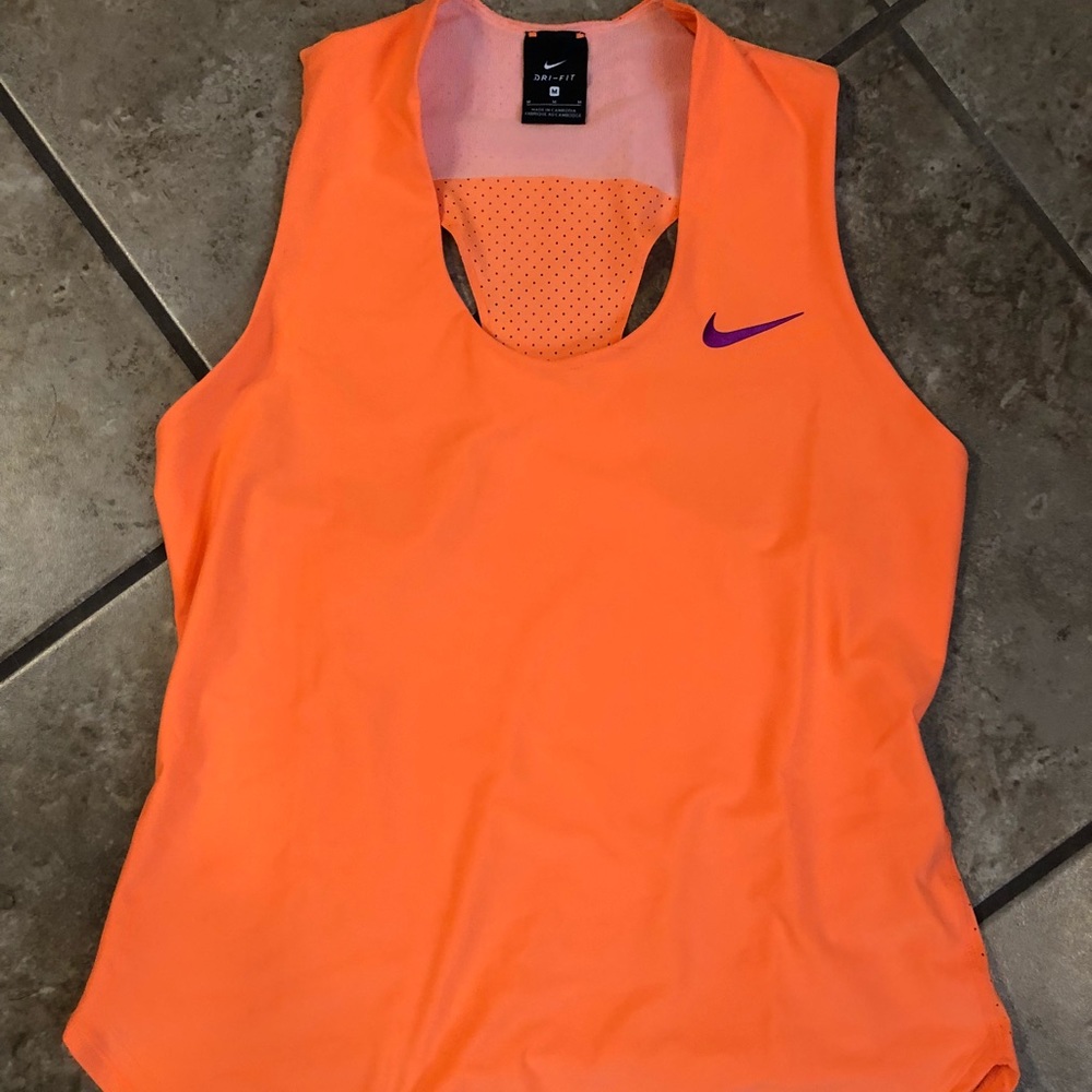 Nike Dri-Fit top. NWOT